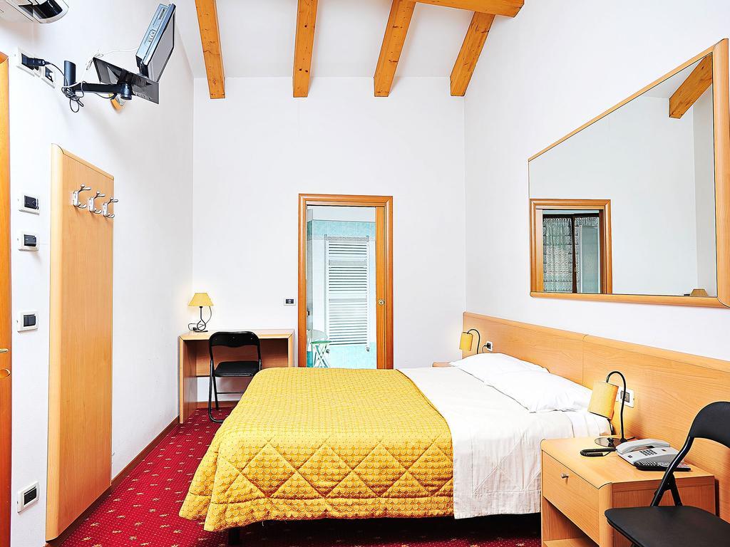 Hotel Doria