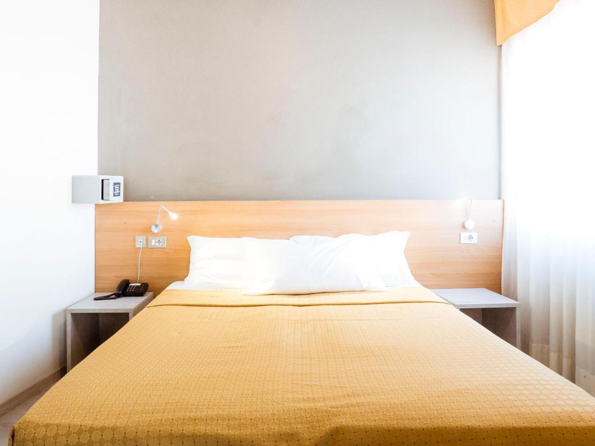 Hotel Doria 3*